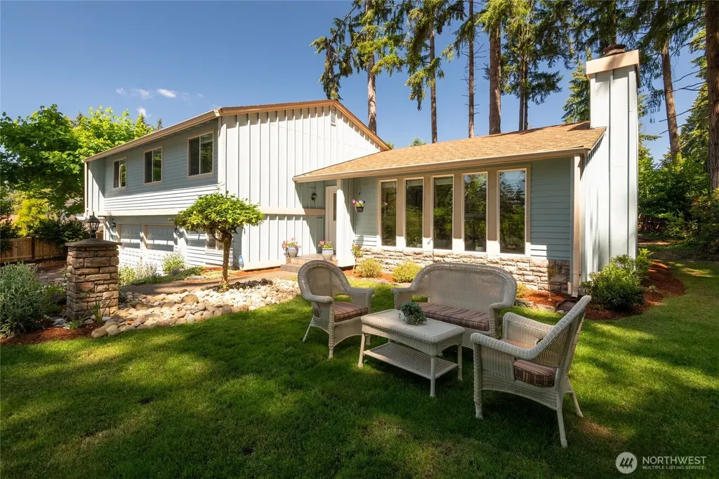 138 Point Fosdick Circle NW Gig Harbor WA 98335