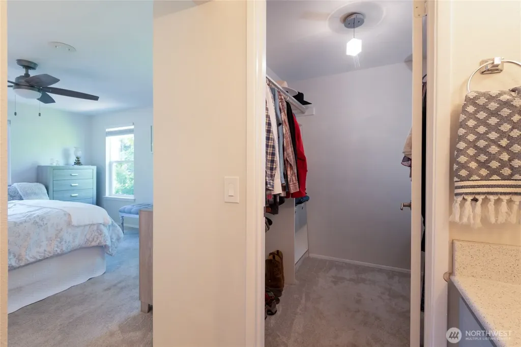 138 Point Fosdick Circle NW Gig Harbor WA 98335