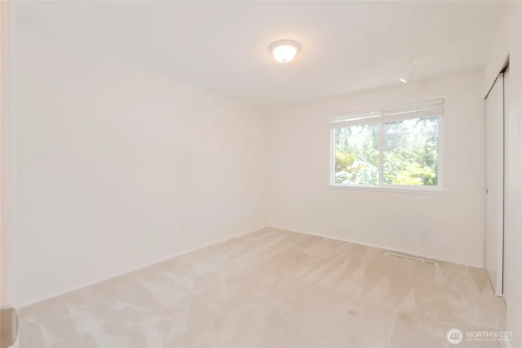 138 Point Fosdick Circle NW Gig Harbor WA 98335