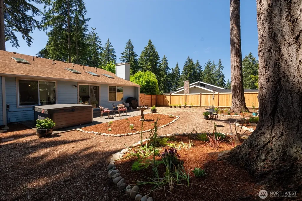 138 Point Fosdick Circle NW Gig Harbor WA 98335