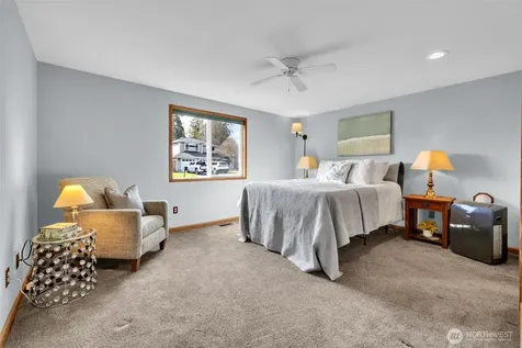 3209 32nd Street Pl SE Puyallup WA 98374