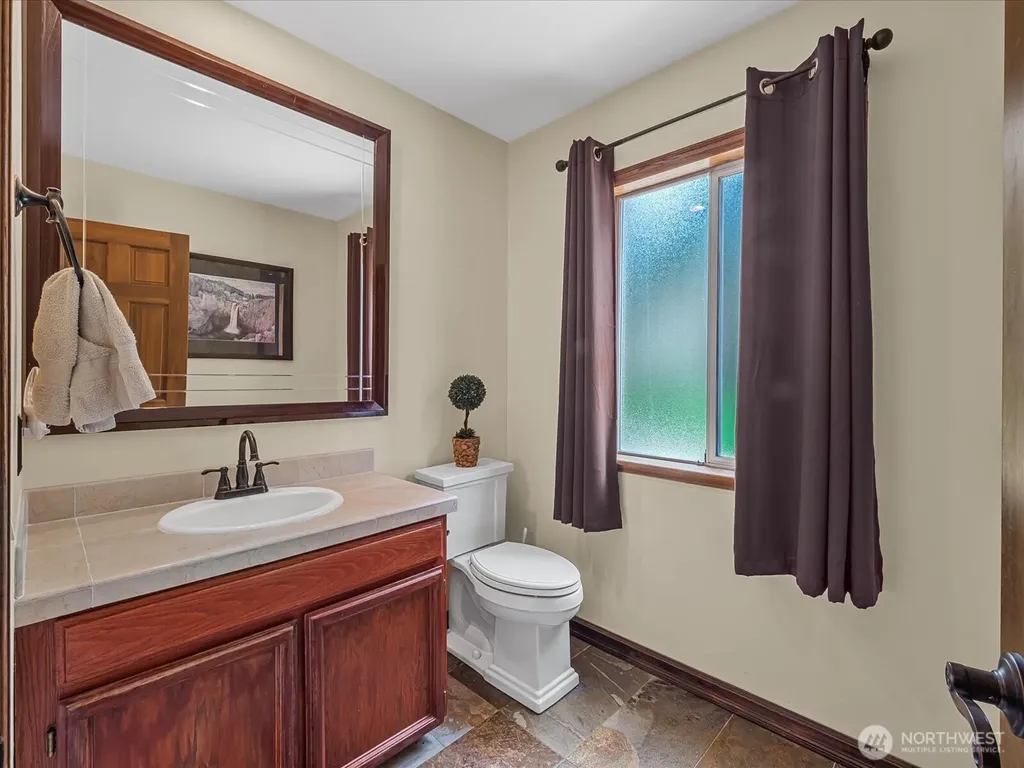 2837 220th Place NE Sammamish WA 98074