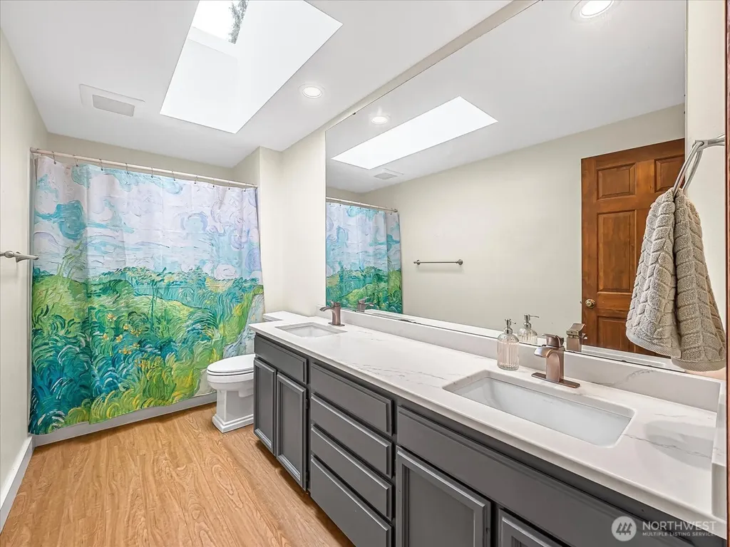2837 220th Place NE Sammamish WA 98074