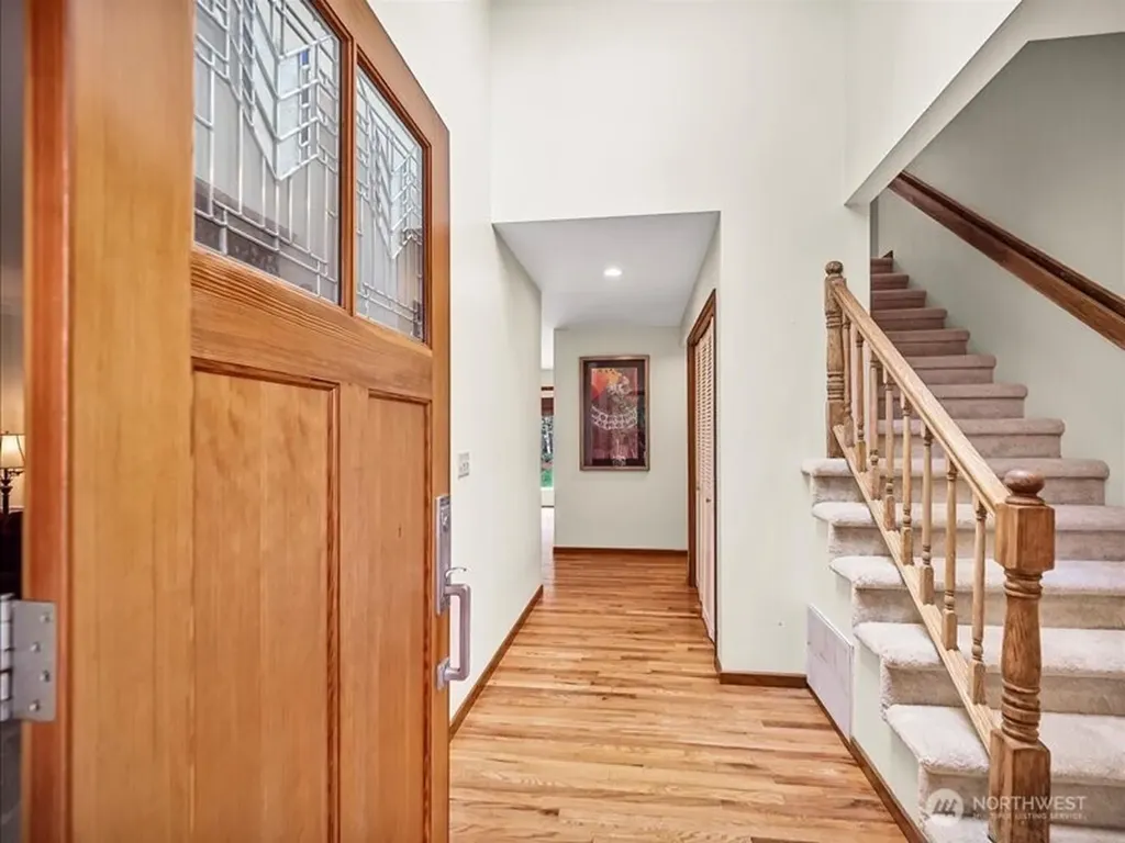 2837 220th Place NE Sammamish WA 98074