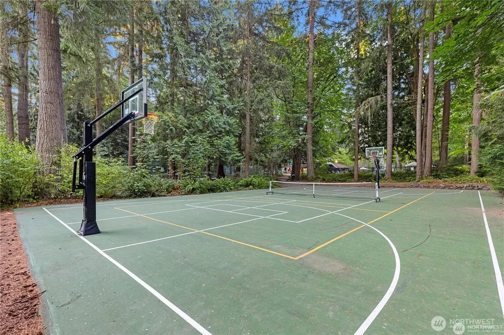 2837 220th Place NE Sammamish WA 98074