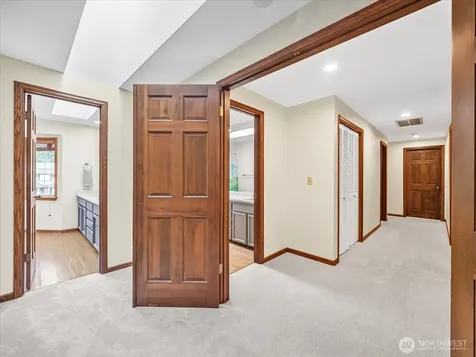 2837 220th Place NE Sammamish WA 98074