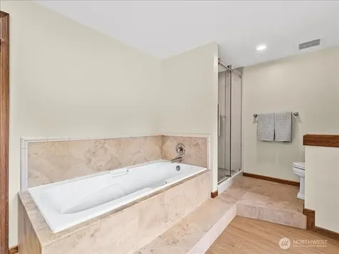 2837 220th Place NE Sammamish WA 98074