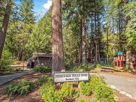 2837 220th Place NE Sammamish WA 98074