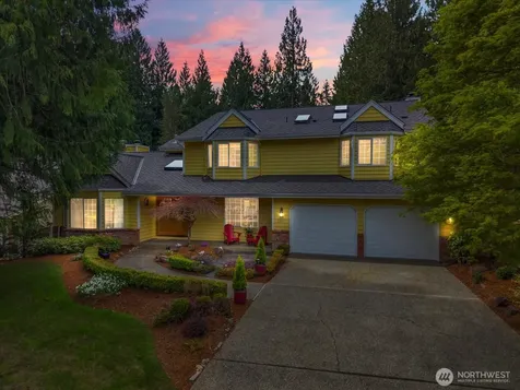 2837 220th Place NE Sammamish WA 98074