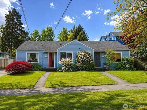 2517 E Pike Street Seattle WA 98122