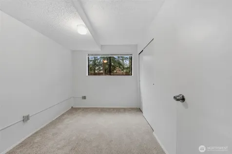13919 SE 3rd Place Bellevue WA 98005