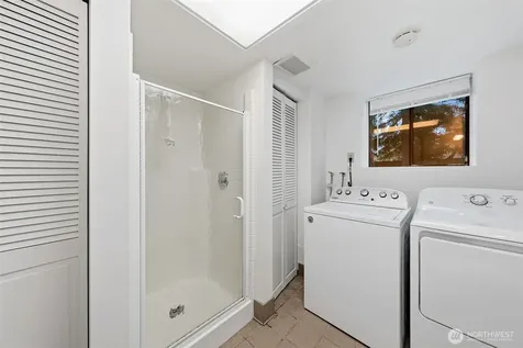 13919 SE 3rd Place Bellevue WA 98005