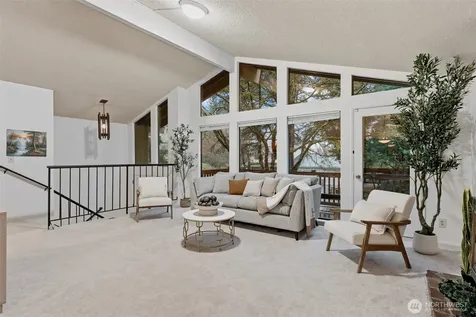13919 SE 3rd Place Bellevue WA 98005