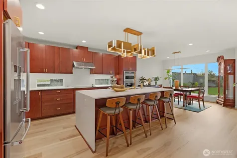 2512 Vista View Drive Tacoma WA 98406