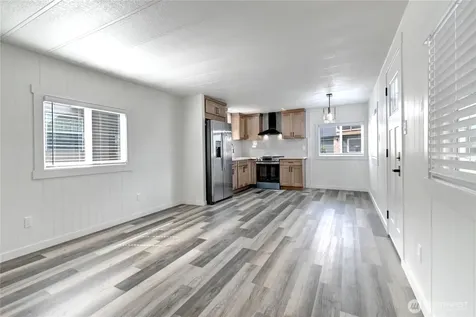 18501 52nd Avenue Lynnwood WA 98037