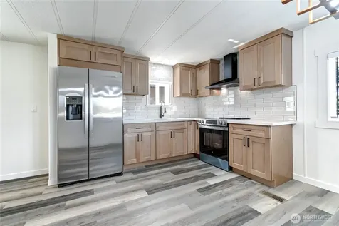 18501 52nd Avenue Lynnwood WA 98037