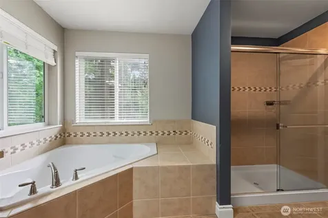 9106 172nd Avenue NE Redmond WA 98052
