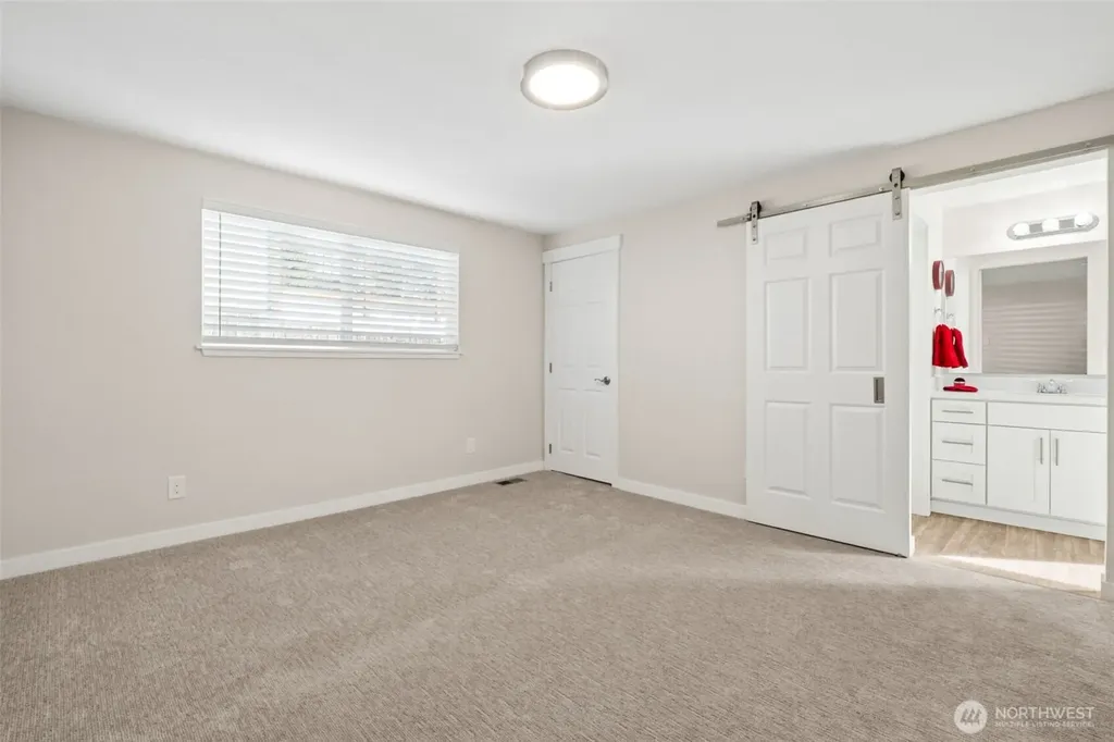 17245 SE 262nd Street Covington WA 98042