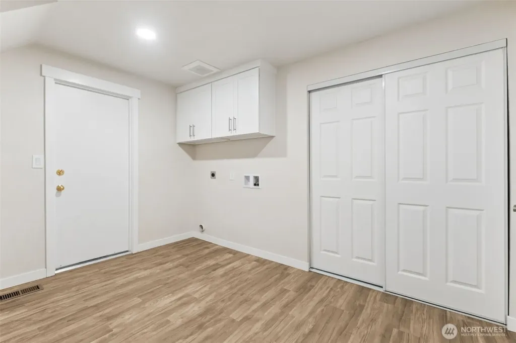 17245 SE 262nd Street Covington WA 98042