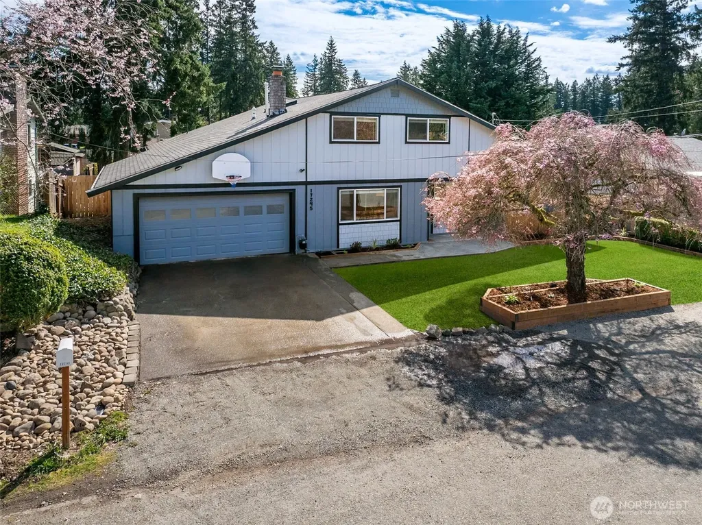 17245 SE 262nd Street Covington WA 98042