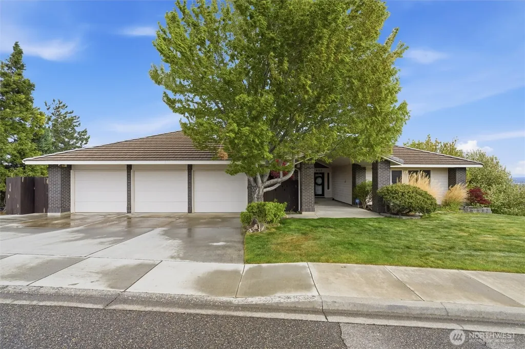4100 W 43rd Avenue Kennewick WA 99337