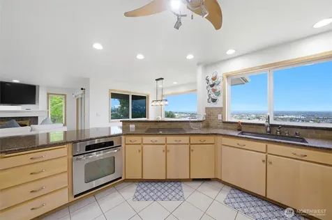 4100 W 43rd Avenue Kennewick WA 99337