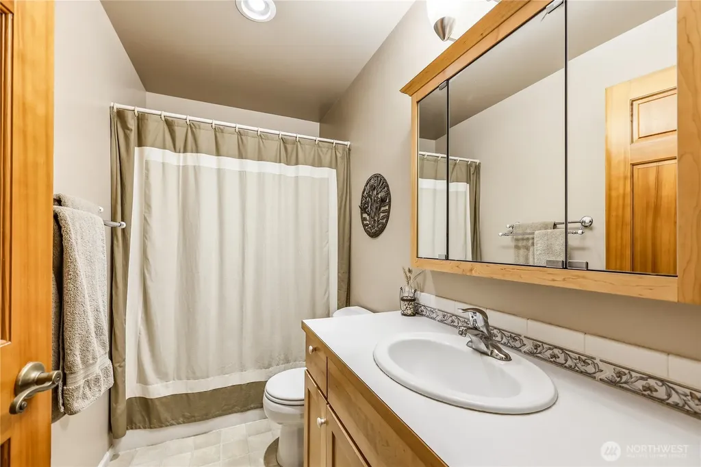 162 N Andrew Avenue Port Townsend WA 98368