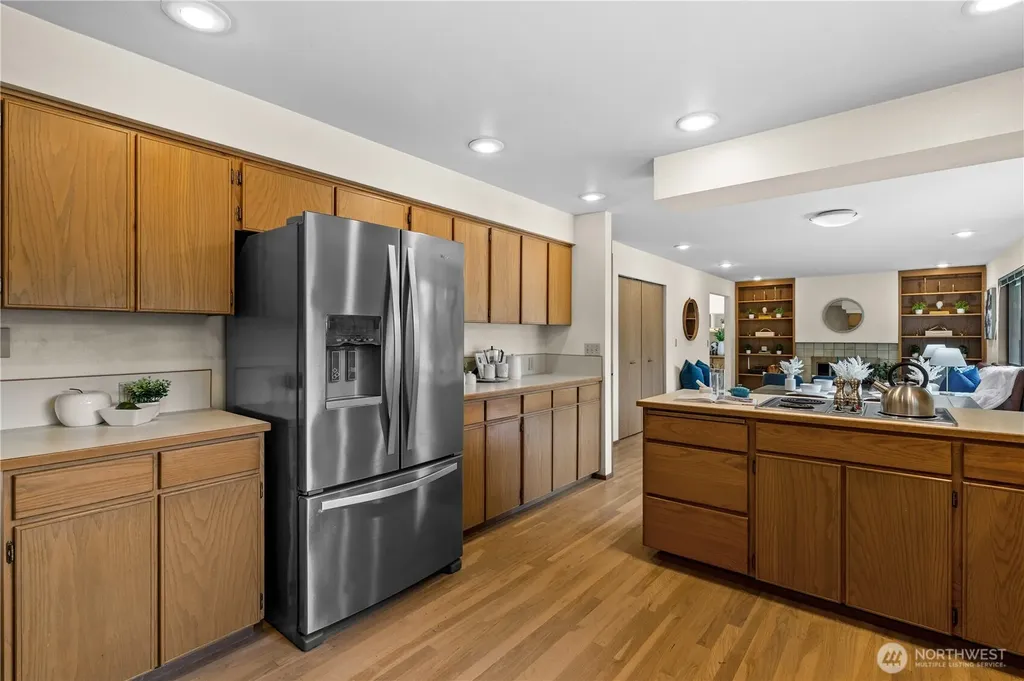 14316 NE 12th Place Bellevue WA 98007