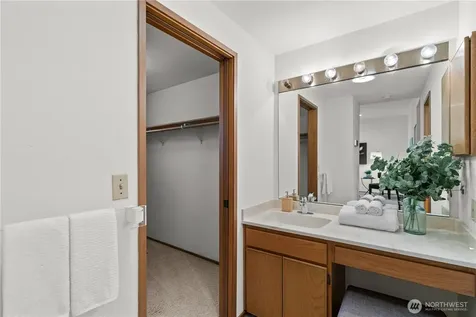 14316 NE 12th Place Bellevue WA 98007