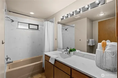 14316 NE 12th Place Bellevue WA 98007