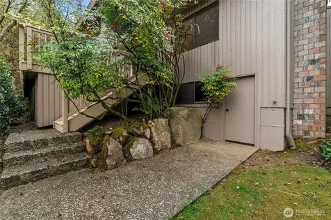 14316 NE 12th Place Bellevue WA 98007