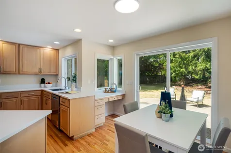 7229 245th Way NE Redmond WA 98053