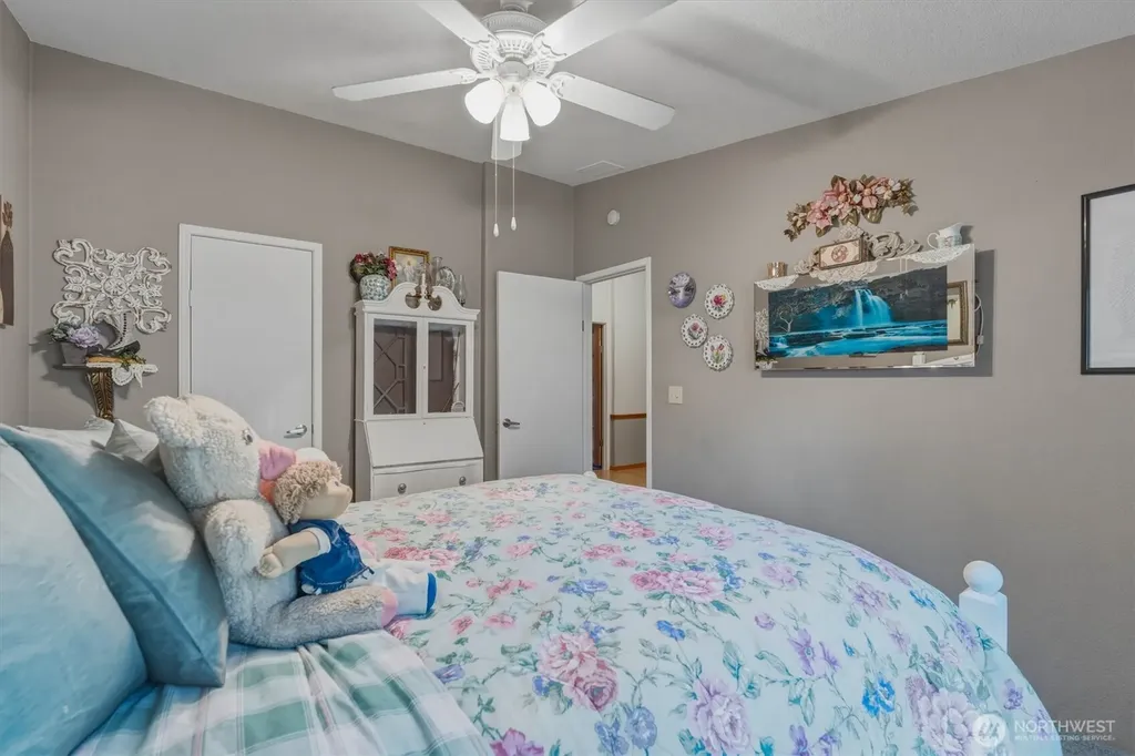 138 Twin Peaks Road Toledo WA 98591