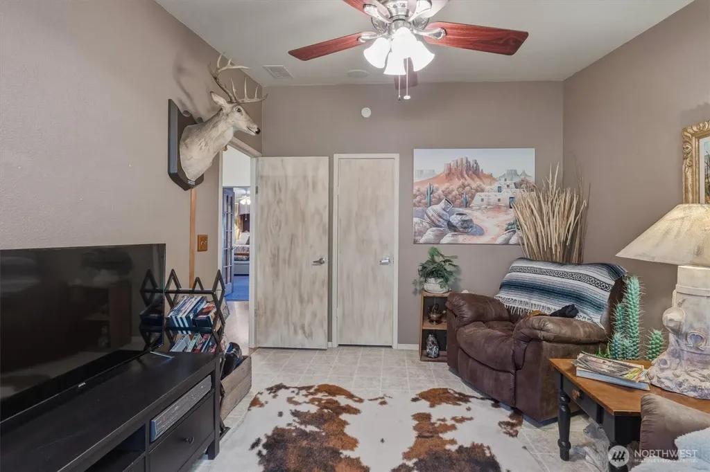 138 Twin Peaks Road Toledo WA 98591