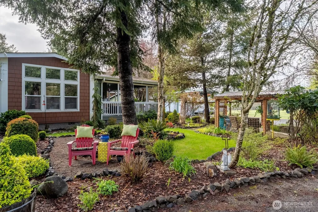 138 Twin Peaks Road Toledo WA 98591