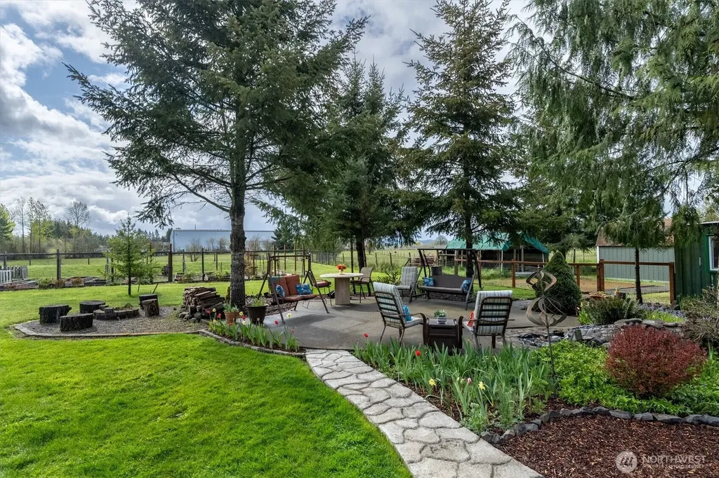 138 Twin Peaks Road Toledo WA 98591