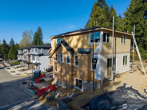 5908 212th Place SW Mountlake Terrace WA 98043