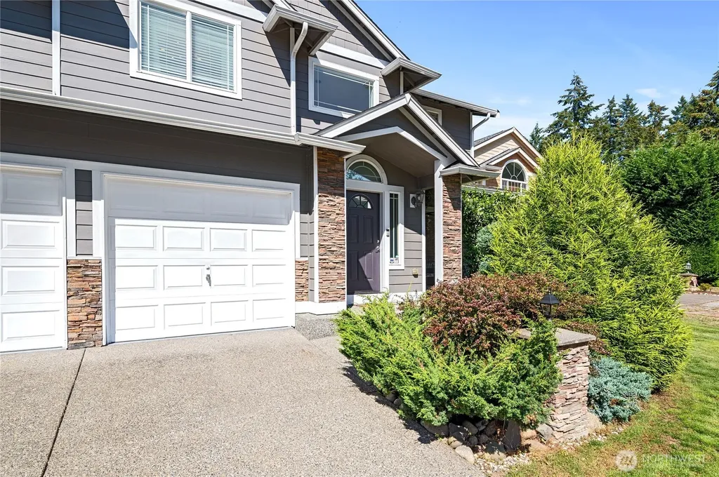 2615 170th Street Ct E Tacoma WA 98445