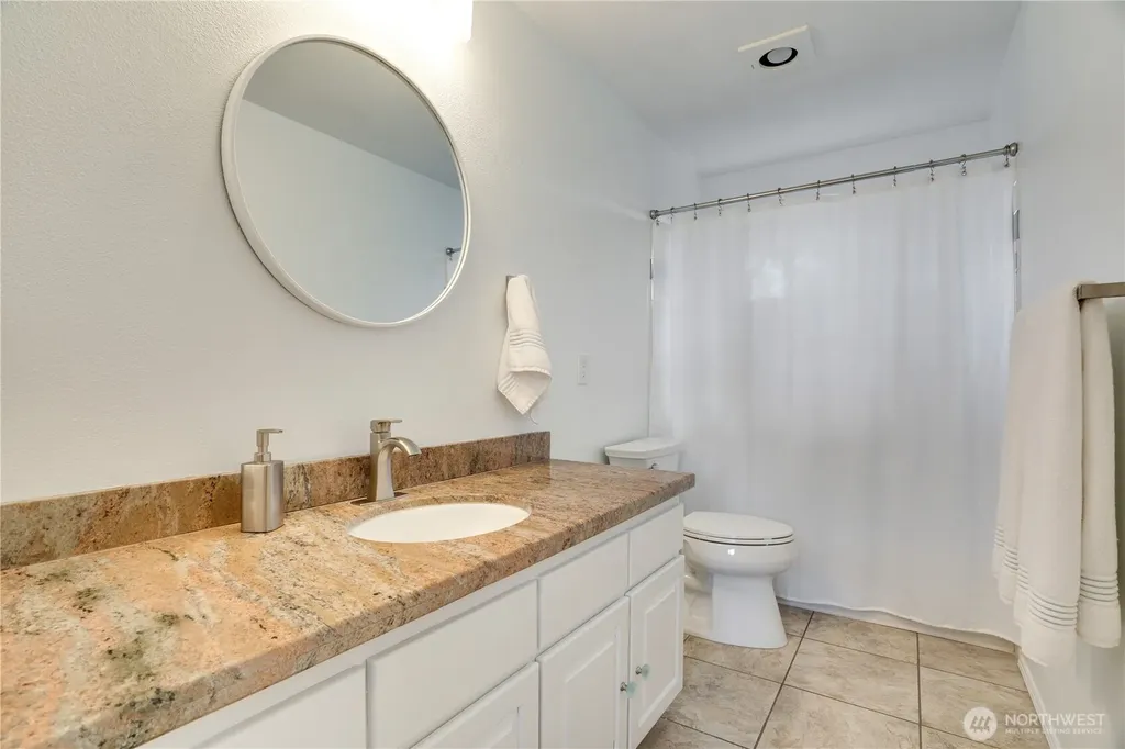 12715 SE 306th Street Auburn WA 98092