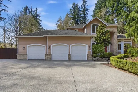 5107 218th Avenue NE Redmond WA 98053