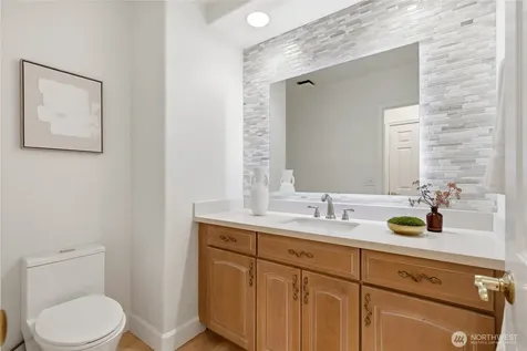 5107 218th Avenue NE Redmond WA 98053