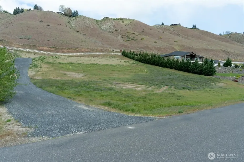3085 Martin Place East Wenatchee WA 98802