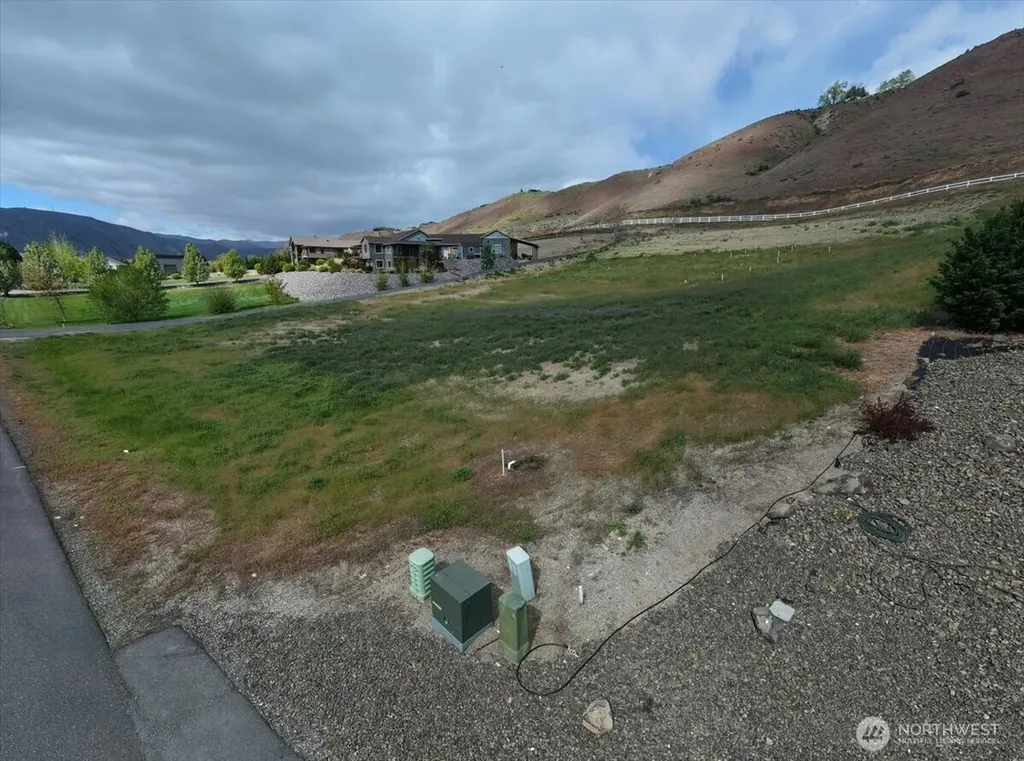 3085 Martin Place East Wenatchee WA 98802