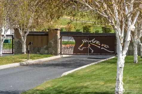 3085 Martin Place East Wenatchee WA 98802