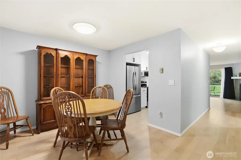 3957 NW Fairway Lane Bremerton WA 98312