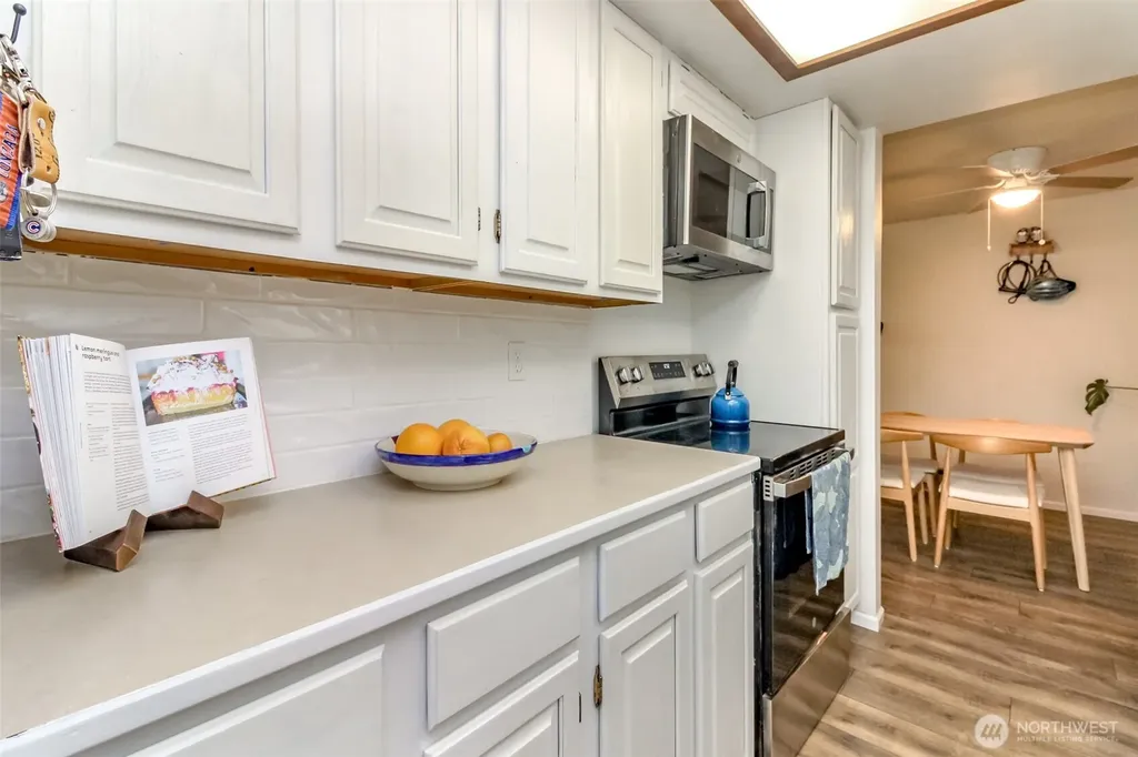 13235 12th Avenue SW Burien WA 98146