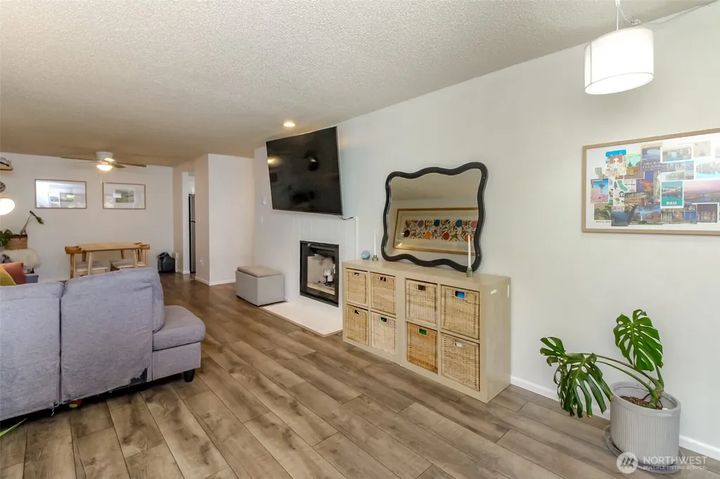 13235 12th Avenue SW Burien WA 98146