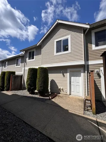 10312 140th Street Ct E Puyallup WA 98374
