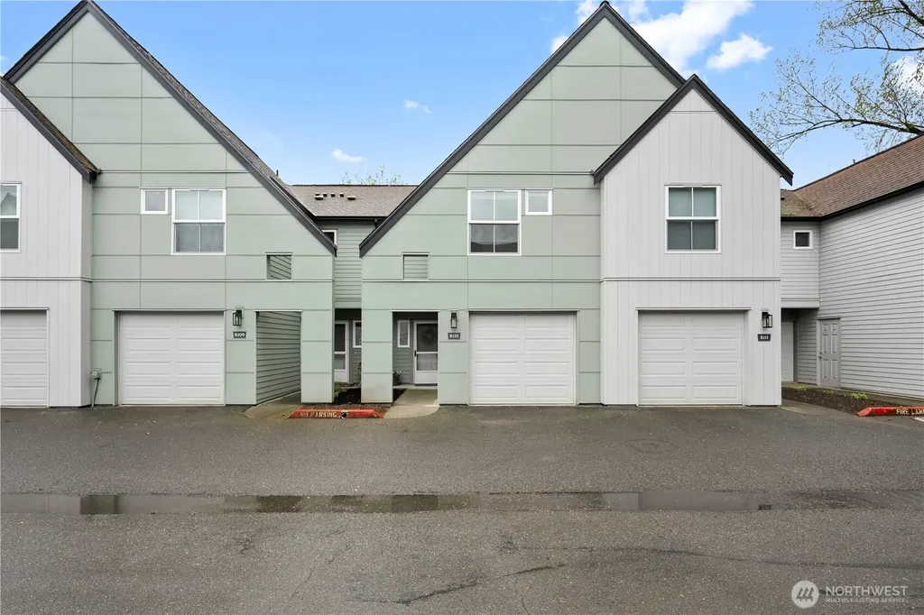 6615 S 239th Place Kent WA 98032