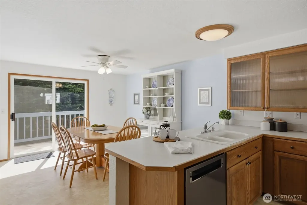 20617 28th Avenue W Lynnwood WA 98036